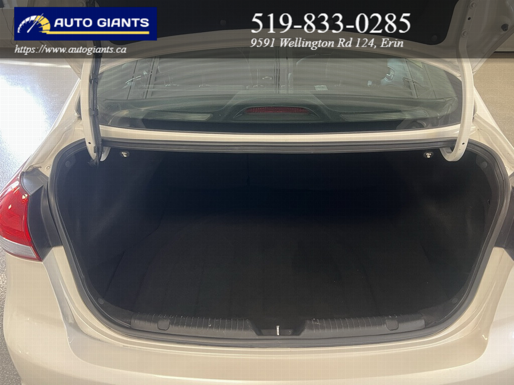 2017 Kia Forte | Auto Giants — thumbnail 33