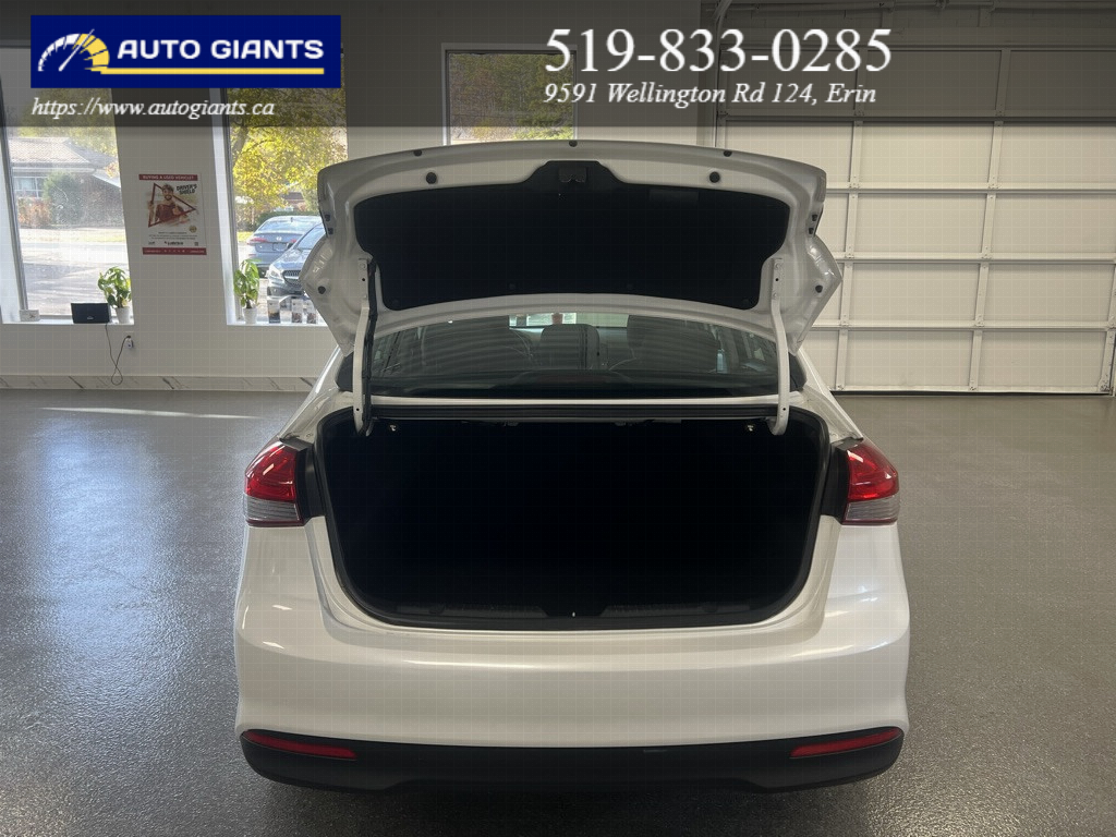 2017 Kia Forte | Auto Giants — thumbnail 32