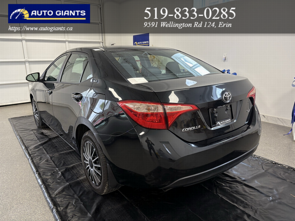 2018 Toyota Corolla | Auto Giants — thumbnail 9