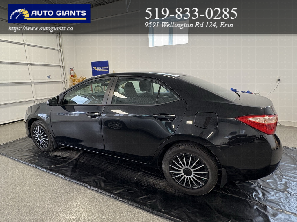 2018 Toyota Corolla | Auto Giants — thumbnail 7