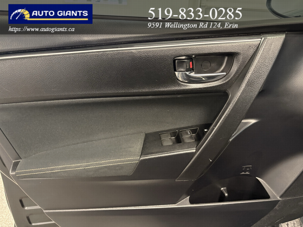 2018 Toyota Corolla | Auto Giants — thumbnail 19