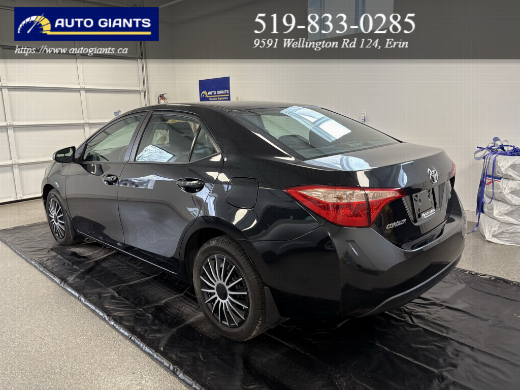 2018 Toyota Corolla | Auto Giants — thumbnail 8