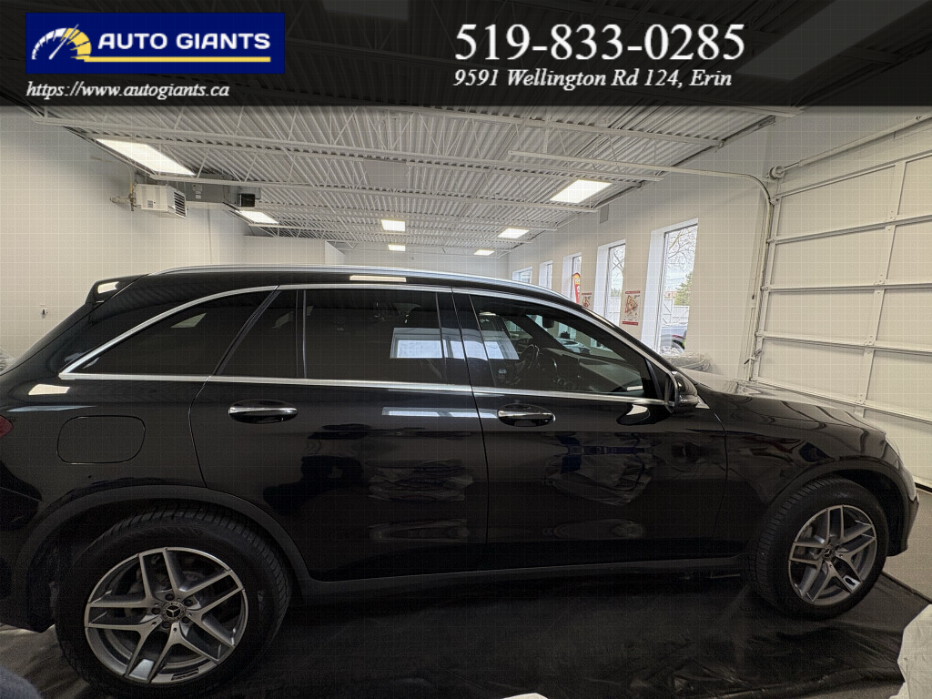 2019 Mercedes-Benz GLC300 4MATIC | Auto Giants — thumbnail 10