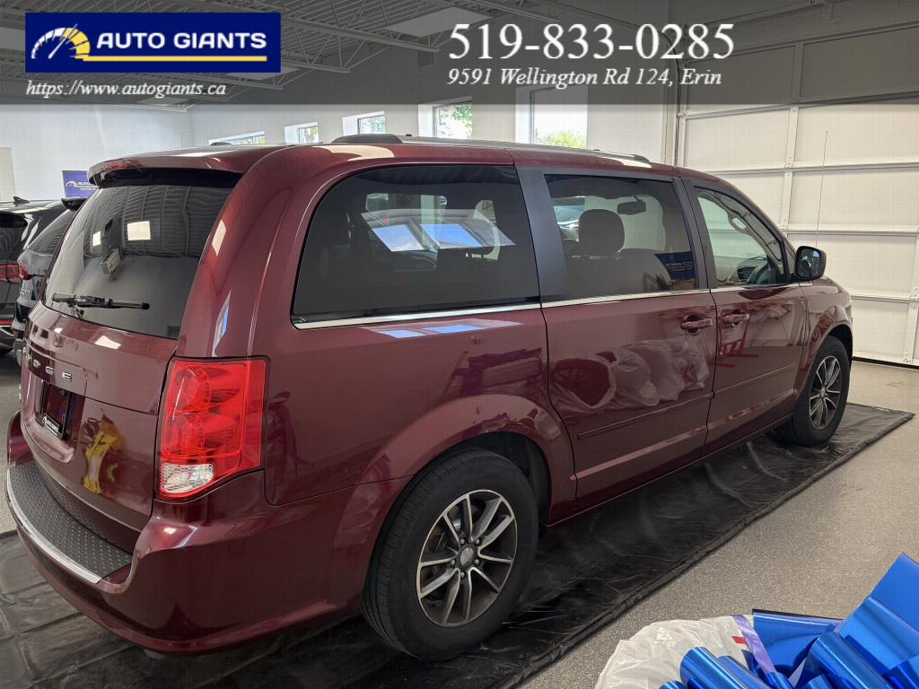 2017 Dodge Grand Caravan | Auto Giants — thumbnail 12