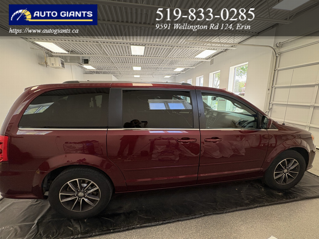 2017 Dodge Grand Caravan | Auto Giants — thumbnail 14