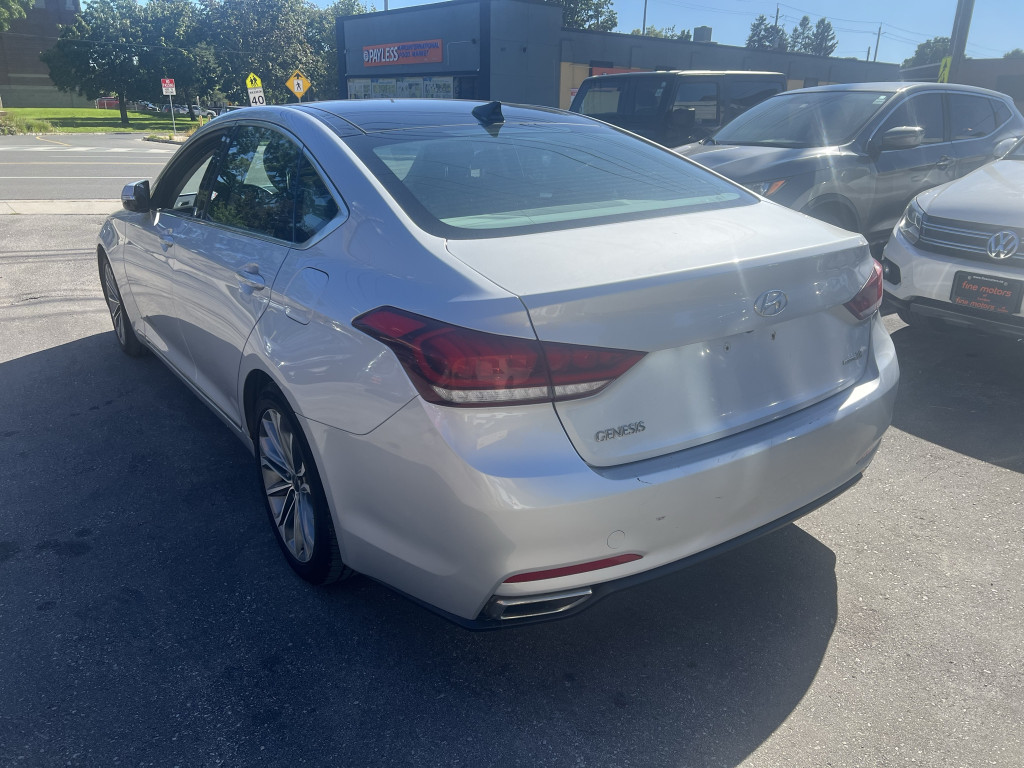 2016 Hyundai Genesis