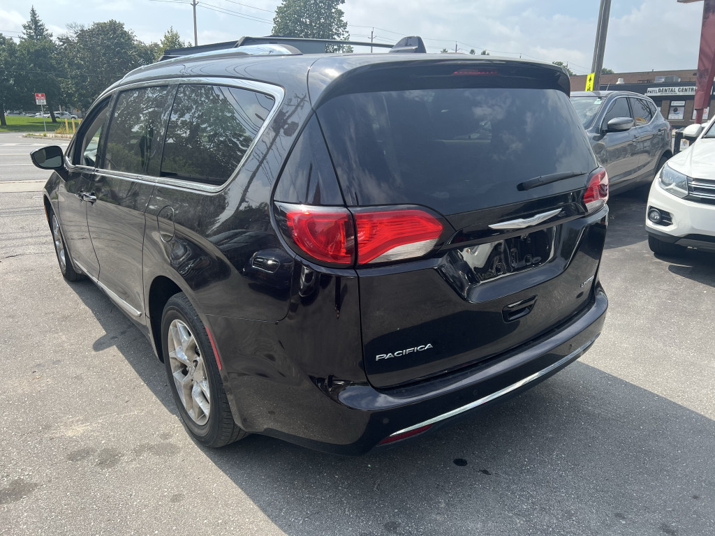2017 Chrysler Pacifica