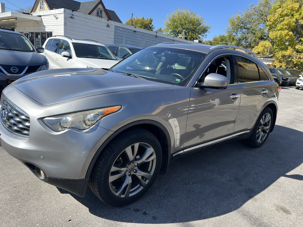 2011 Infiniti FX35