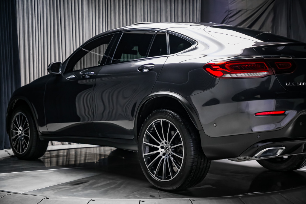2020 Mercedes-Benz GLC300