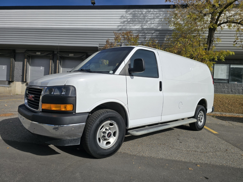 2022 GMC Savana 2500