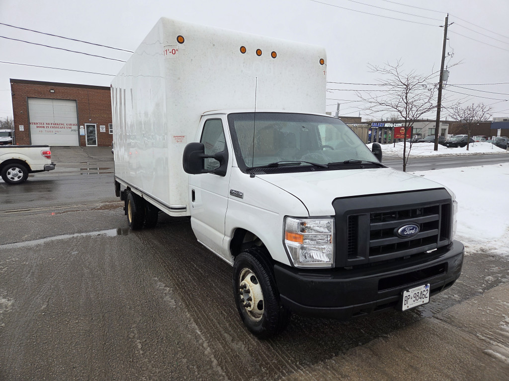 2019 Ford E-450