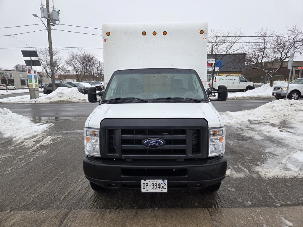 2019 Ford E-450