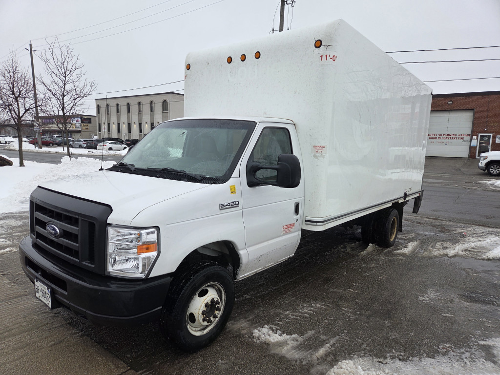 2019 Ford E-450