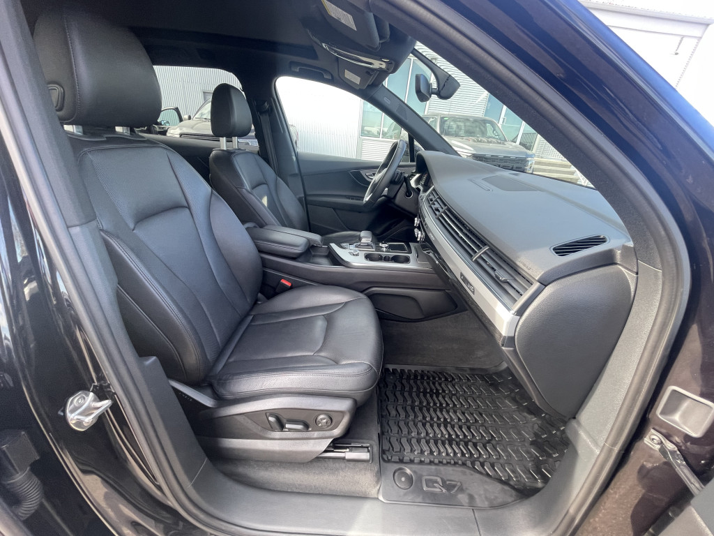 2018-Audi-Q7