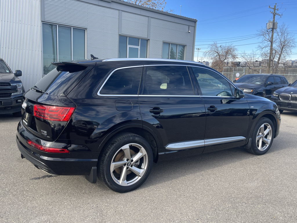 2018-Audi-Q7