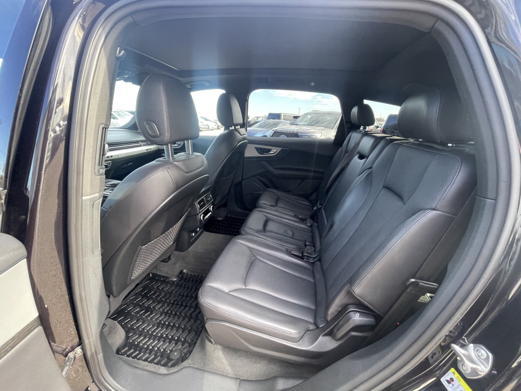 2018-Audi-Q7