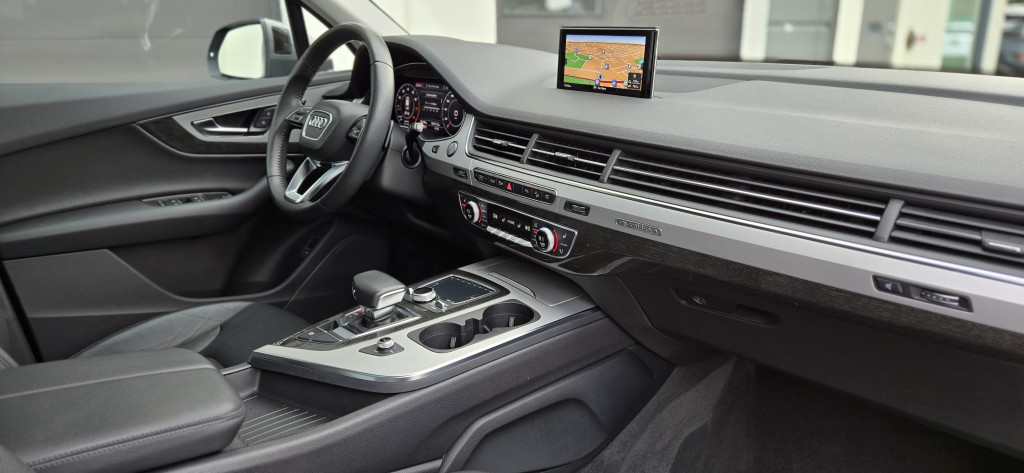 2018-Audi-Q7