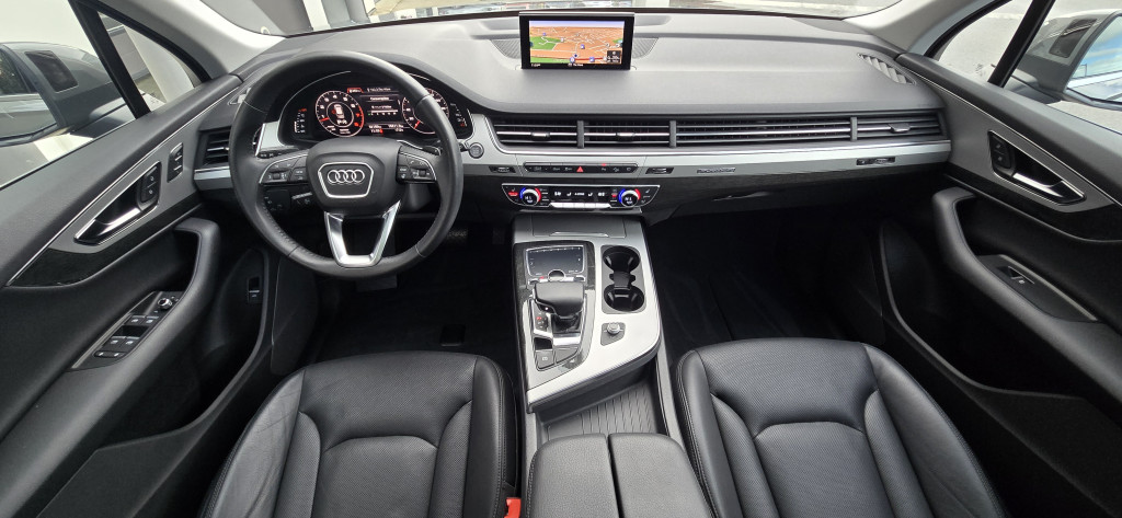2018-Audi-Q7