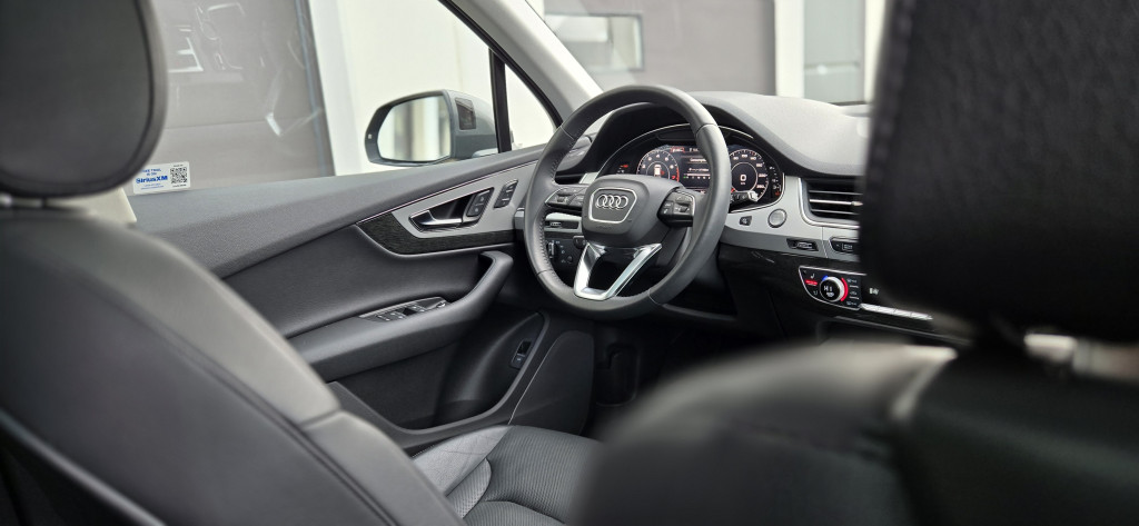 2018-Audi-Q7