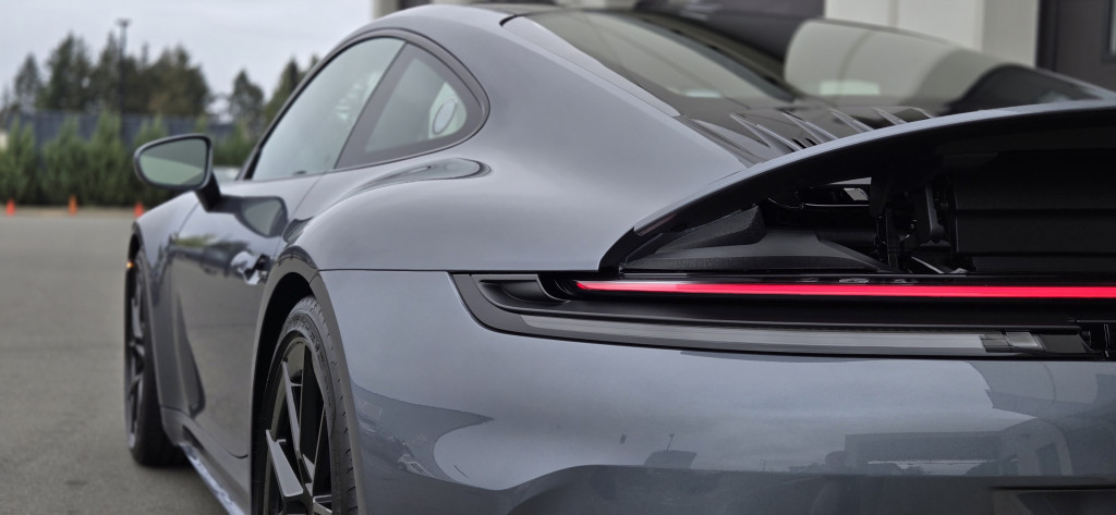 2025-Porsche-911