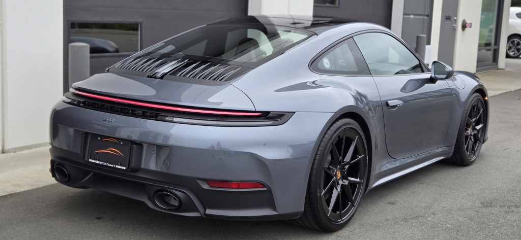 2025-Porsche-911