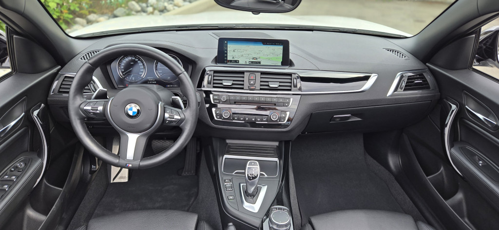 2018-BMW-M240i xDrive