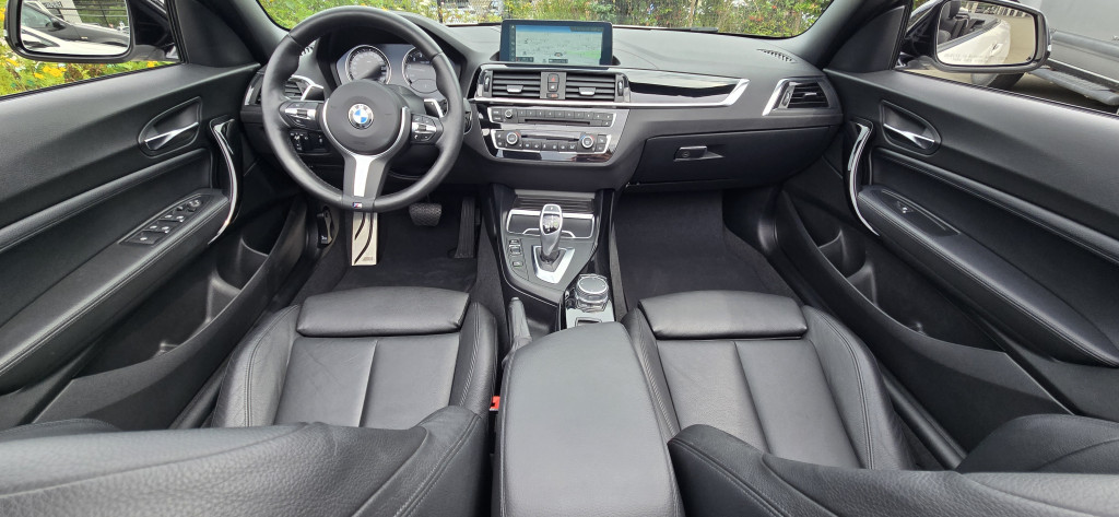 2018-BMW-M240i xDrive
