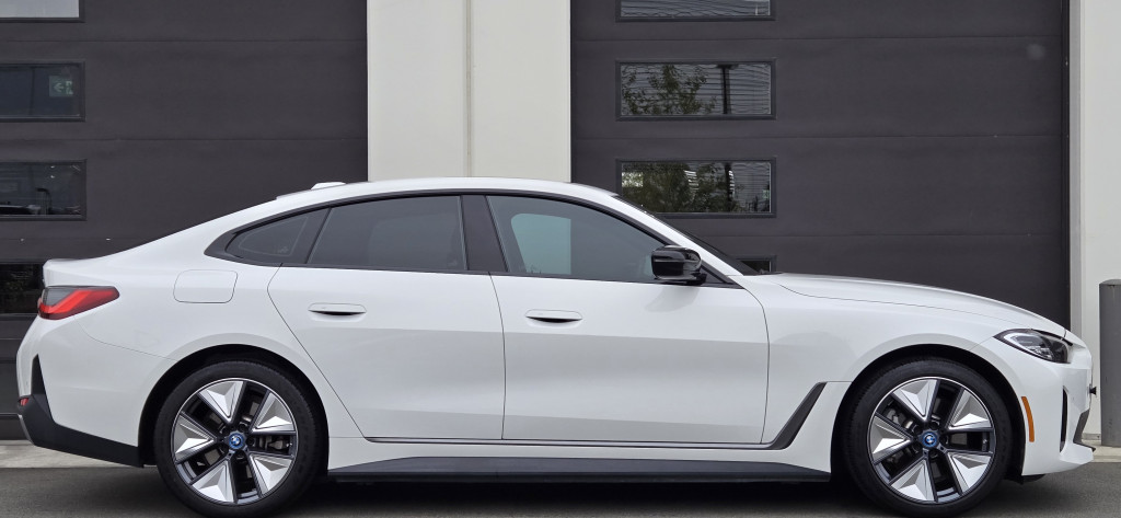 2023-BMW-i4