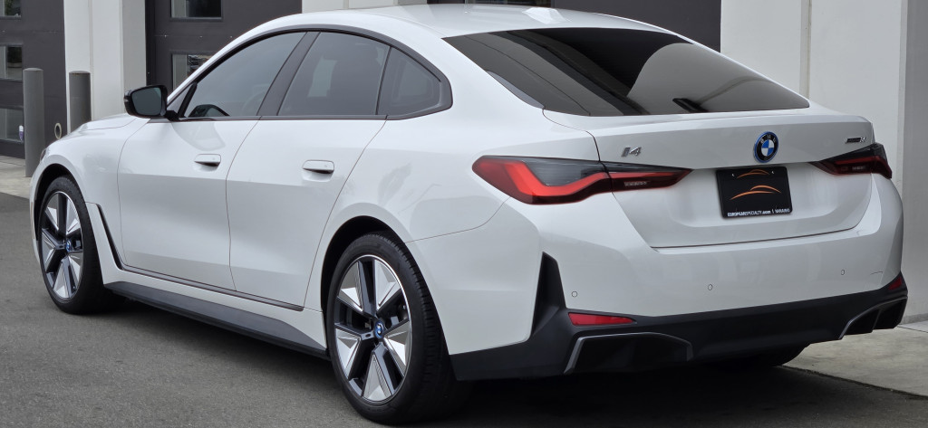 2023-BMW-i4
