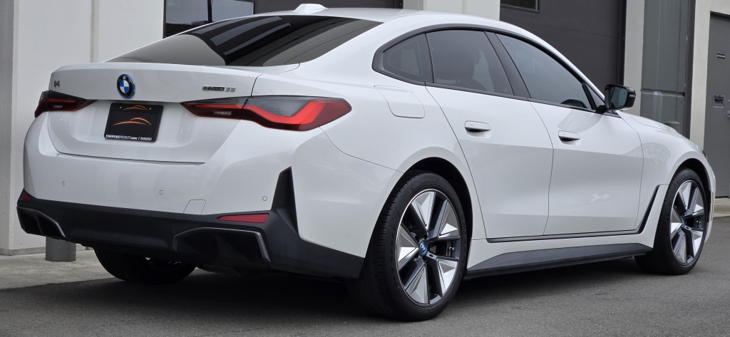 2023-BMW-i4