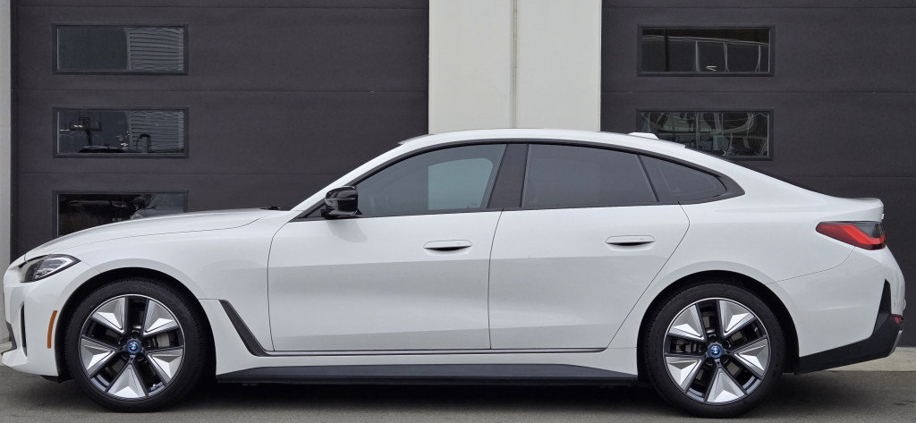 2023-BMW-i4
