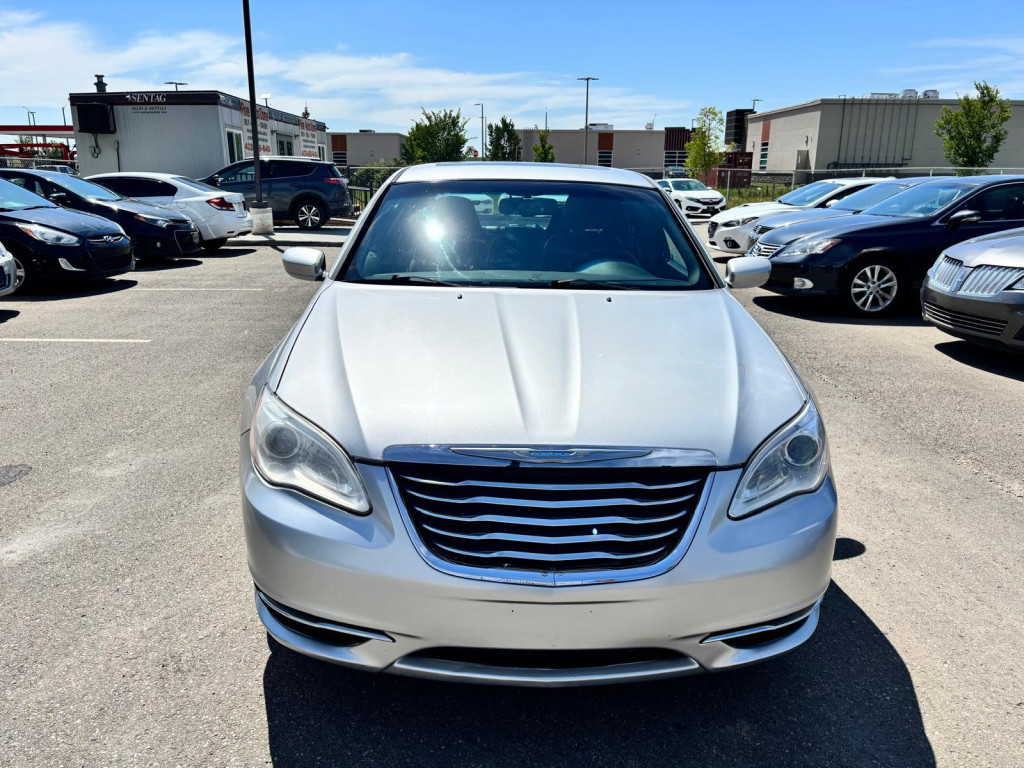2011 Chrysler 200