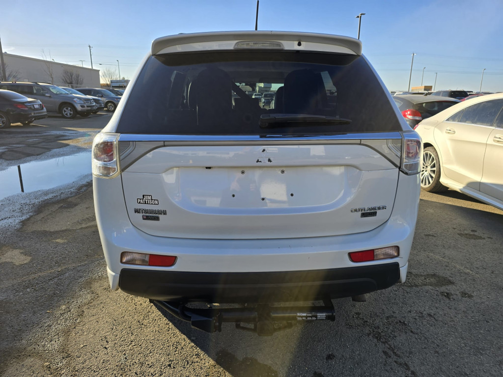 2014 Mitsubishi Outlander