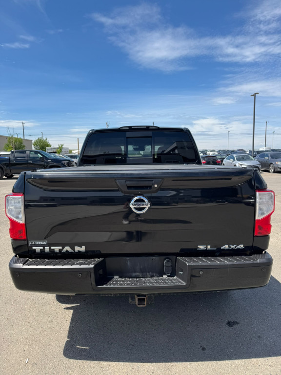 2017 Nissan Titan