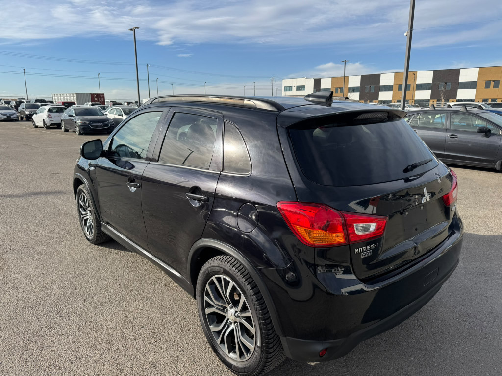 2017 Mitsubishi RVR