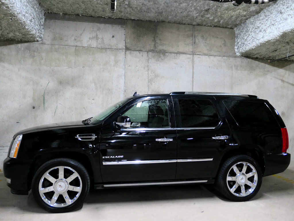 Cadillac - CADILLAC ESCALADE 黒 CADILLAC CADILLAC ESCALADE PLATINUM | 2016 | BLACK | 41173