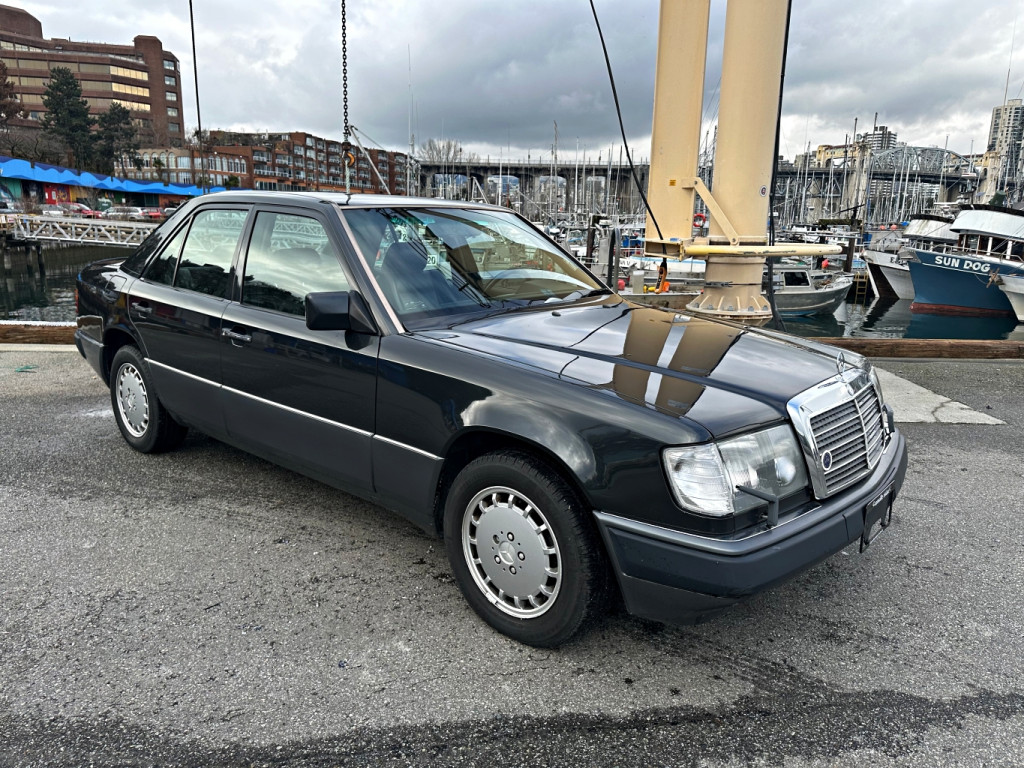 1991 Mercedes-Benz E300