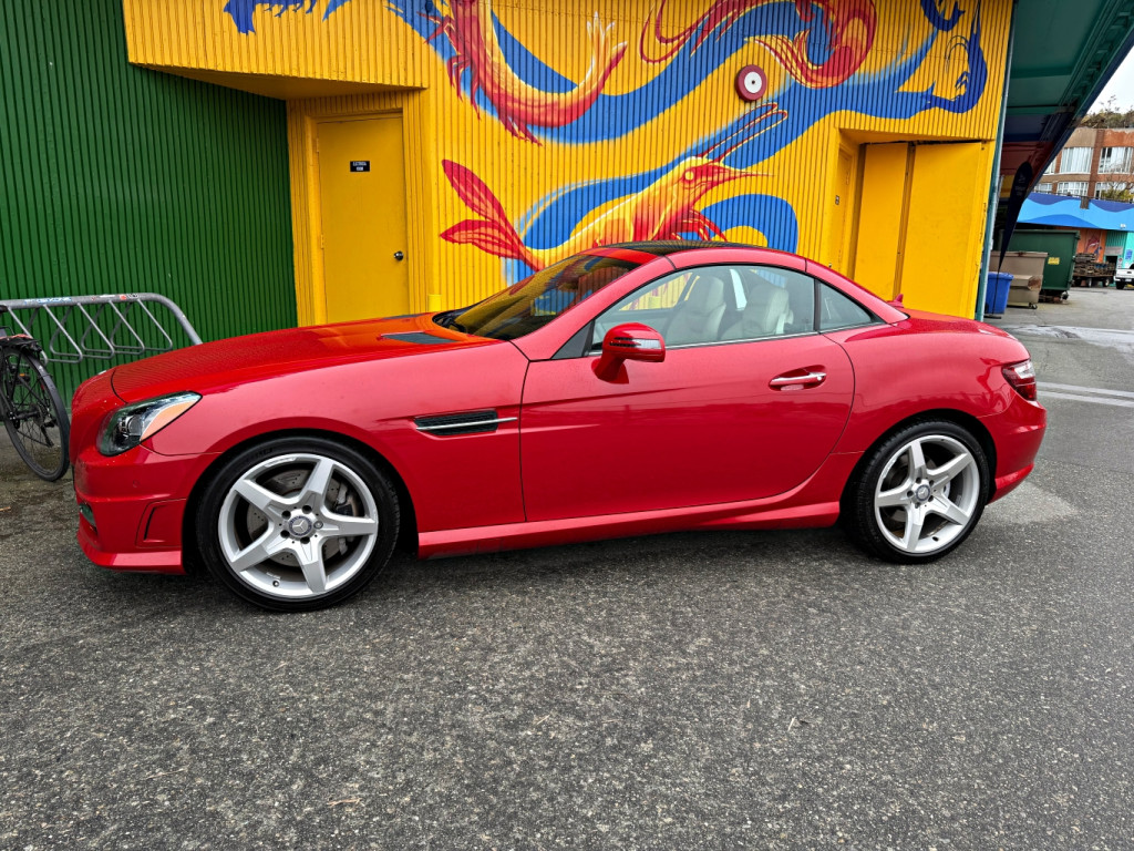 2012 Mercedes-Benz SLK350